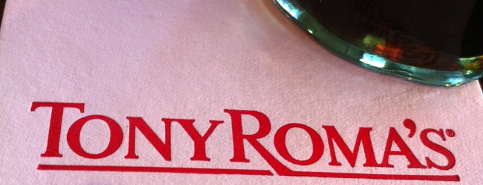 Tony Roma's is one of Lieux qui ont plu à Natalia.