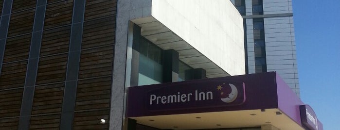 Premier Inn Leeds City Centre (Leeds Arena) is one of Plwm'ın Beğendiği Mekanlar.