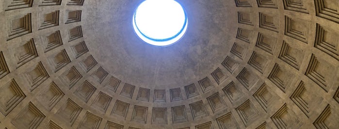 Agrippa al Pantheon is one of Római faszahelyek.