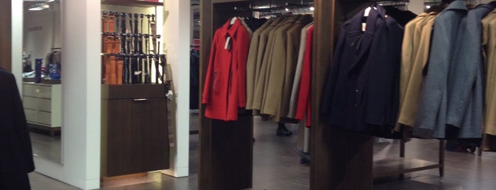 Burberry Outlet is one of 1001 reasons to <3 London.