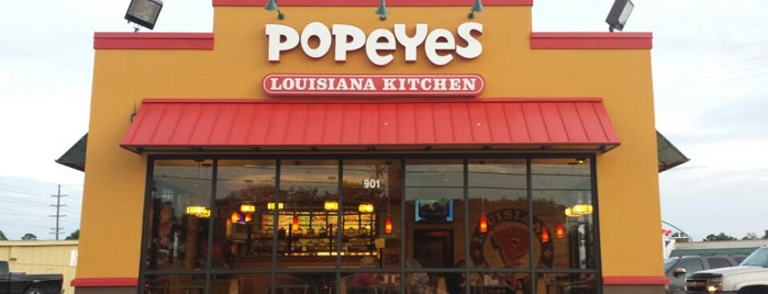 Popeyes Louisiana Kitchen is one of Lugares favoritos de Adam.