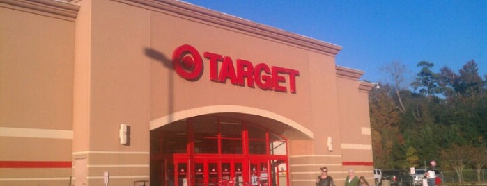 Target is one of Locais curtidos por Tre.