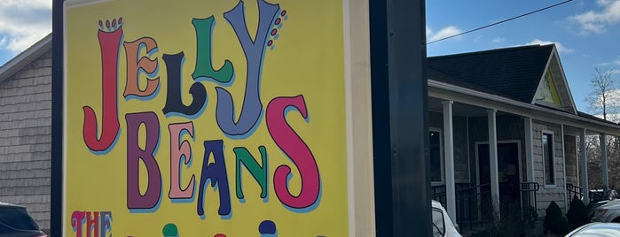 Jelly Beans Restaurant is one of Places to Check out.