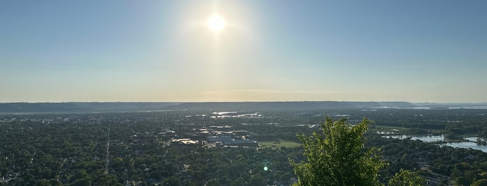 Grandad Bluff is one of My Favorite Places.
