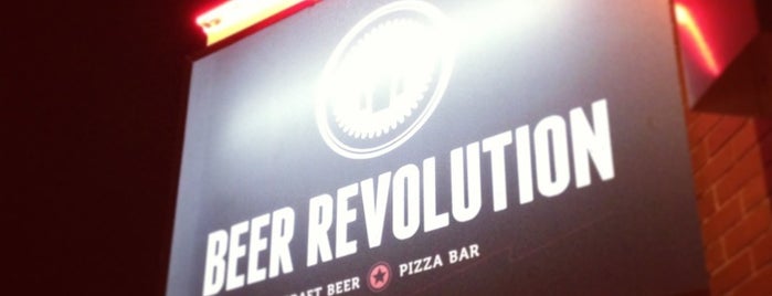 Beer Revolution is one of Locais curtidos por Dennis.