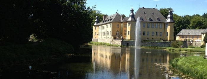 Schloss Dyck is one of Ausflugsziele NRW.