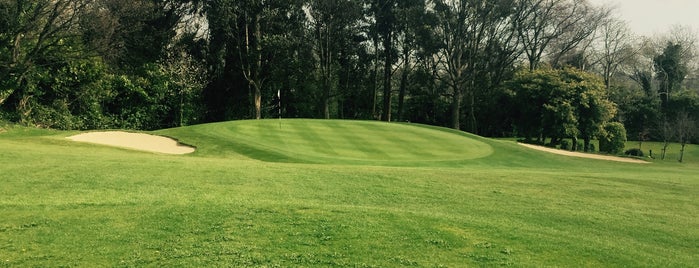 Old Conna Golf Club is one of ire.