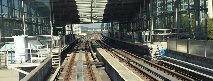 チョダン駅 is one of 수도권 도시철도 1.