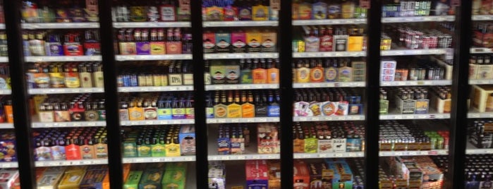 Colorado Liquor Mart is one of Do'in Denver.