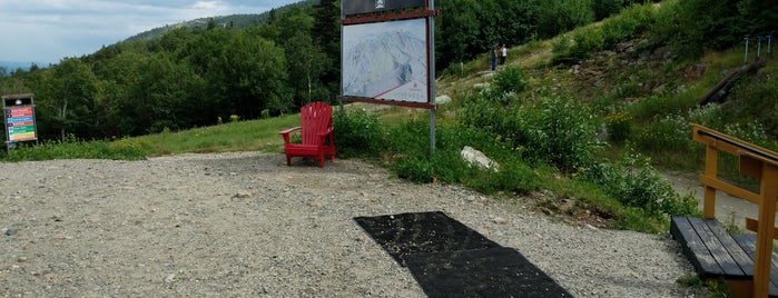 North Peak Lodge is one of Lieux qui ont plu à Demet.