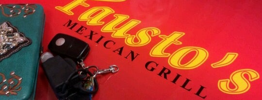 Fausto's Mexican Grill is one of Lieux qui ont plu à Lizzie.