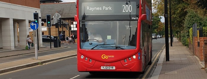TfL Bus 200 is one of Buses 1.