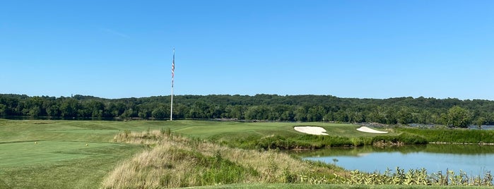Trump National Golf Club Washington D.C. is one of Tempat yang Disimpan Thomas.
