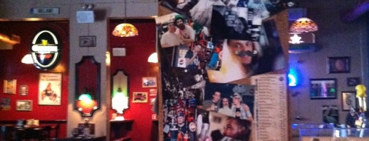 Harat's Pub is one of สถานที่ที่บันทึกไว้ของ Sergey.