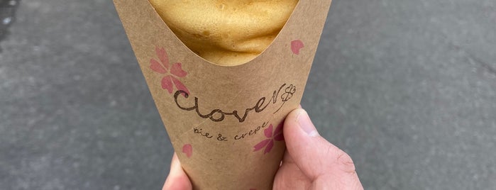 clover 本店 pie & crepe is one of 行きたい.
