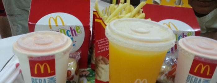 McDonald's is one of Tempat yang Disukai Fortunato.