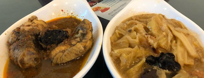 DuluKala Peranakan Restaurant is one of Hungry in Singapore.