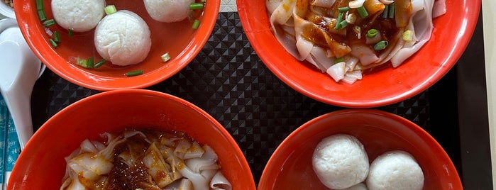 Lixin Teochew Fishball Noodle is one of KW recommends.