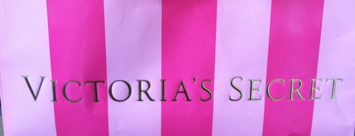 Victoria’s Secret is one of Locais curtidos por Muriel.