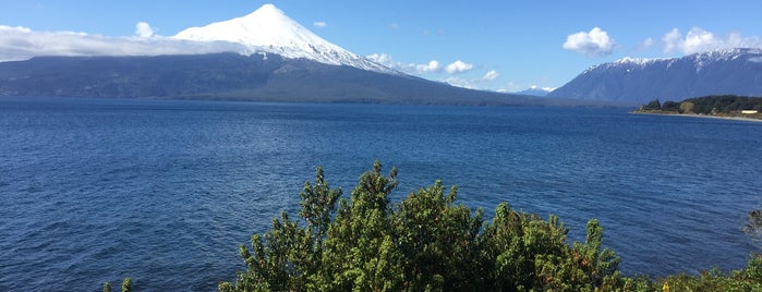 Lago Llanquihue is one of Rafael’s Liked Places.