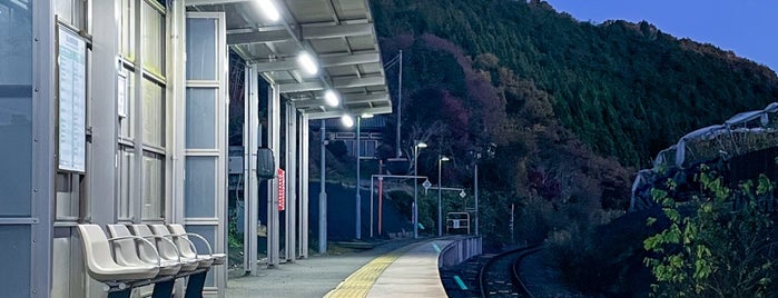 Taki Station is one of 烏山線.