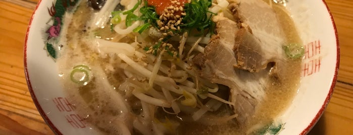 ラーメン鉄兵 宮若店 is one of Posti che sono piaciuti a Hiroshi.