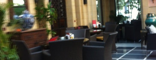Al Bindaira Café is one of Tempat yang Disimpan Queen.