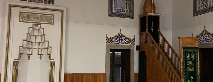 Gazi İskender Paşa Camii is one of Mimar sinan.