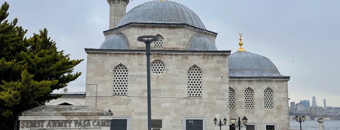 Şemsi Ahmet Paşa Camii is one of Gidilecekler 3.