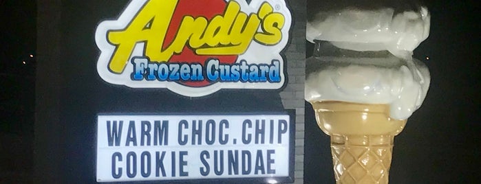 Andy's Frozen Custard is one of สถานที่ที่ Amby ถูกใจ.