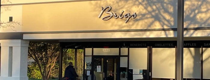 Brigs at the Crossing Restaurant is one of Places to go (Raleigh).