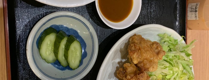 中華料理 福永 is one of 麻生区多摩区の ラーメン。.