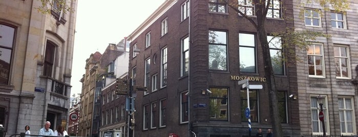 Voormalig kantoor Moszkowicz Advocaten is one of Herengracht ❌❌❌.