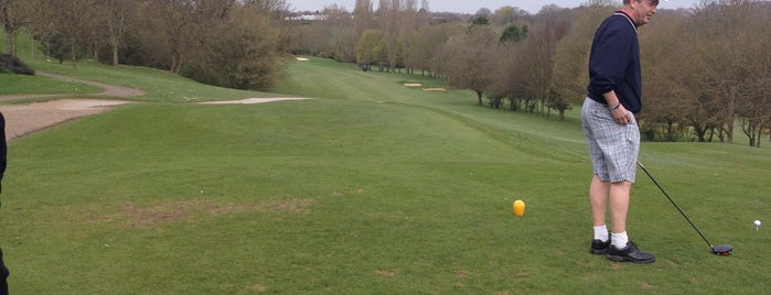 Panshanger Golf is one of Welwyn Garden City.