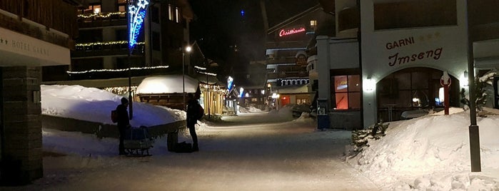 Saas-Fee is one of Giuliaさんのお気に入りスポット.