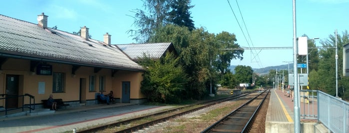 Železniční stanice Velké Losiny is one of trať 293 - Želednice Desná.
