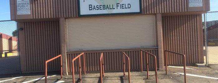 Tim Marquez Family Baseball Park is one of สถานที่ที่ Matthew ถูกใจ.