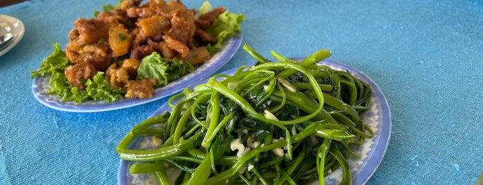 Lâm Tòng Restaurant is one of муй не.