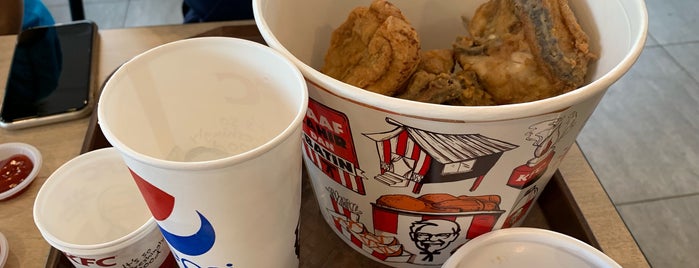 KFC is one of Lugares guardados de ꌅꁲꉣꂑꌚꁴꁲ꒒.