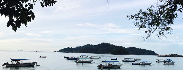 Teluk Nipah is one of Pangkor.