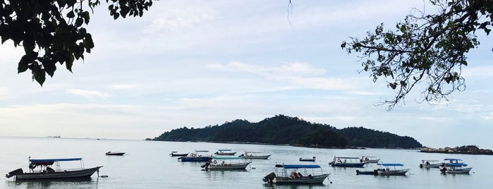 Teluk Nipah is one of Setiawan.