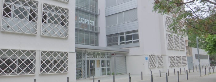 Institut Maria Espinalt is one of Fem Barri (Poblenou - Diagonal Mar).