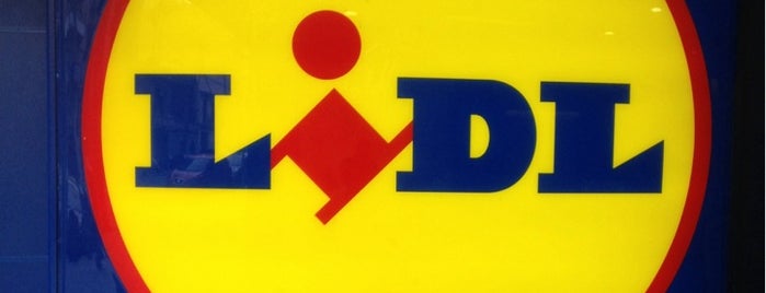 Lidl is one of Ocio y Compras.