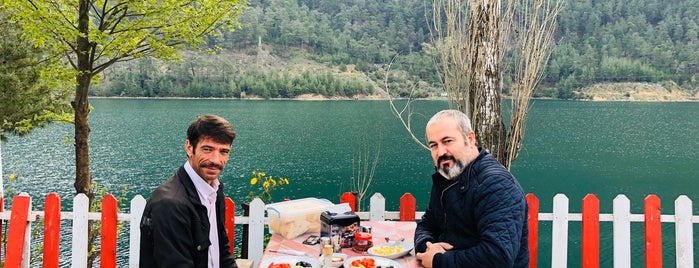 Kardeşler Restaurant is one of Sezgin'in Beğendiği Mekanlar.