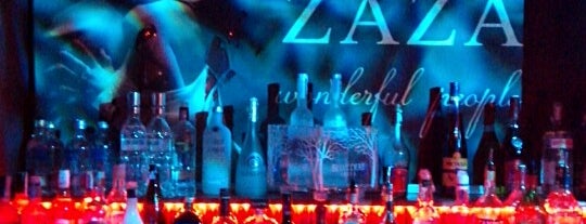 Zaza Caffe & Lounge is one of Lugares favoritos de Bianca.