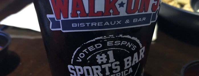 Walk-On's Sports Bistreaux is one of สถานที่ที่ Dick ถูกใจ.