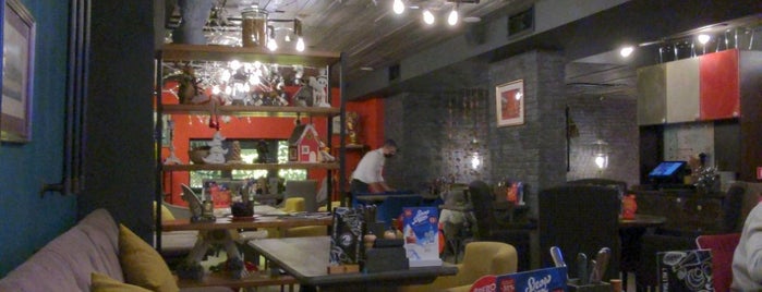 TRATTORIA is one of Красная.