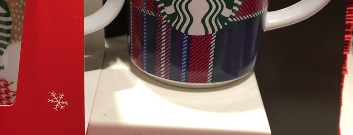 Starbucks is one of Maugeさんのお気に入りスポット.