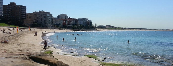 South Cronulla Beach is one of Darrenさんのお気に入りスポット.