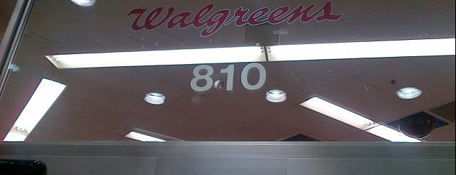 Walgreens is one of David: сохраненные места.